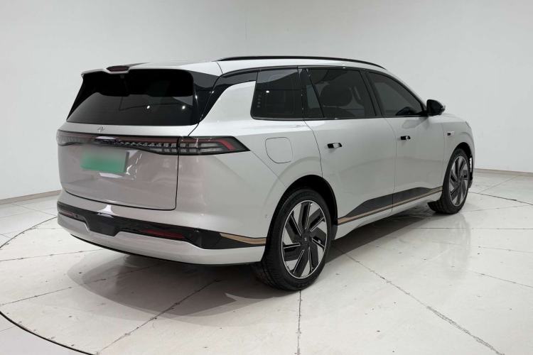 Used Dongfeng eπ eπ008 2024 210Max Range-Extended Version 6 Seats Exterior 3