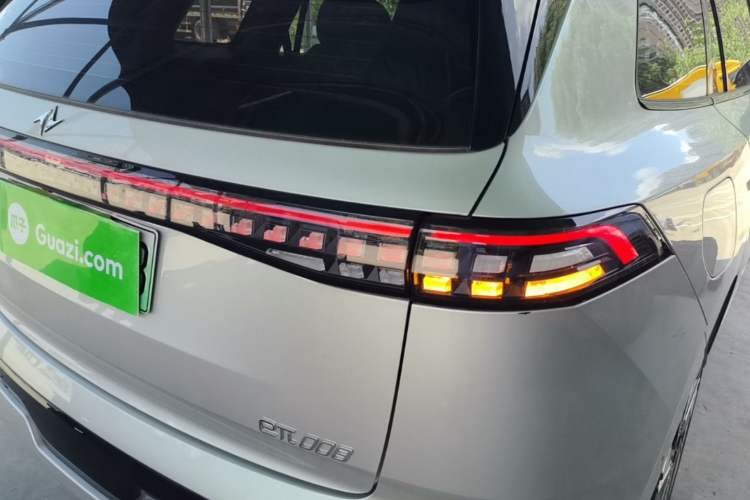 Used Dongfeng eπ eπ008 2024 636Max All-Electric Version 6 Seats Exterior 3