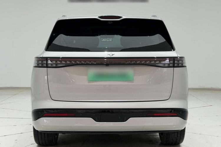 Used Dongfeng eπ eπ008 2024 210Max Range-Extended Version 6 Seats Exterior 6