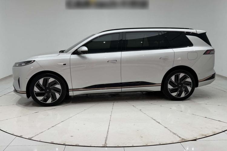 Used Dongfeng eπ eπ008 2024 210Max Range-Extended Version 6 Seats Exterior 8