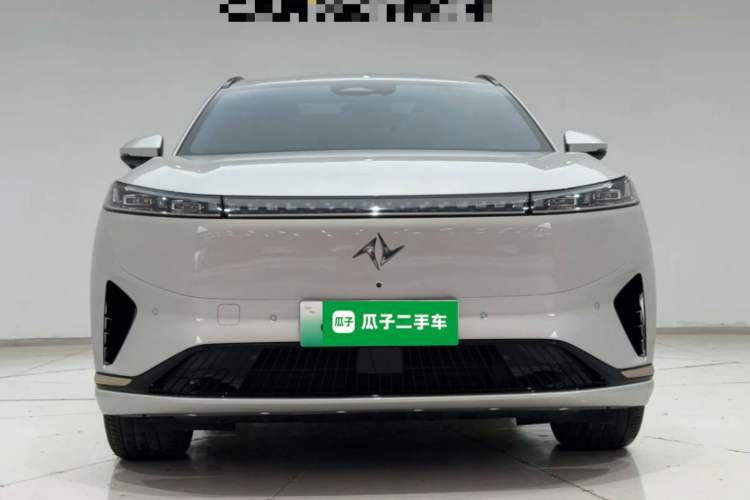 Used Dongfeng eπ eπ008 2024 210Max Range-Extended Version 6 Seats Front