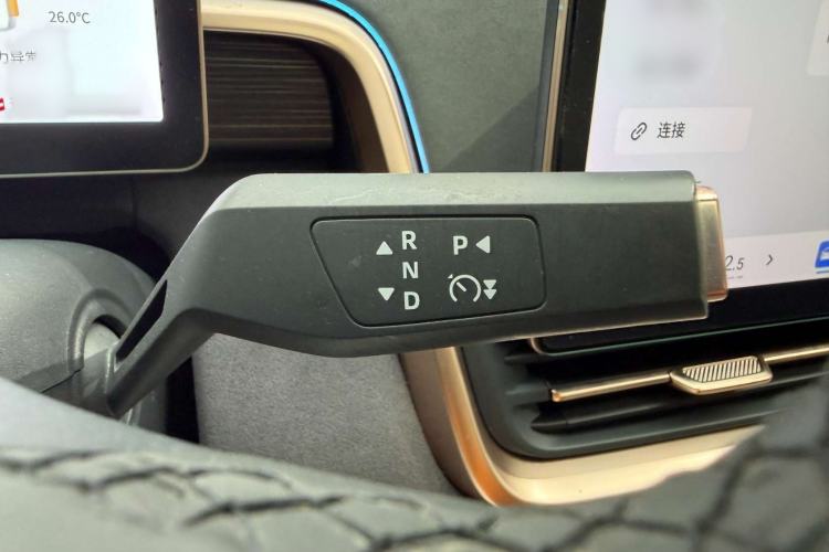 Used Dongfeng eπ eπ008 2024 210Max Range-Extended Version 6 Seats Gear Lever
