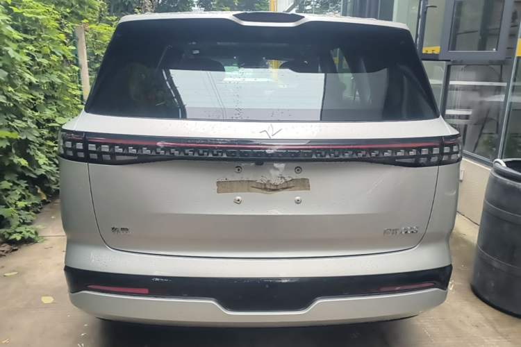 Used Dongfeng eπ eπ008 2024 210Max Range-Extended Version 6 Seats Rear