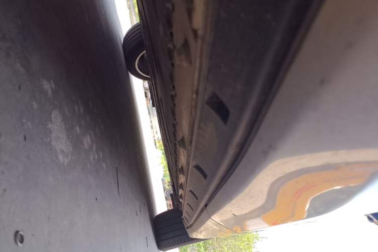Used Dongfeng eπ eπ008 2024 636Max All-Electric Version 6 Seats Right Side Sill