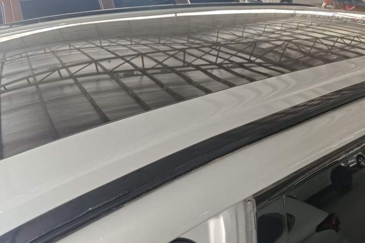 Used Dongfeng eπ eπ008 2024 210Max Range-Extended Version 6 Seats Roof