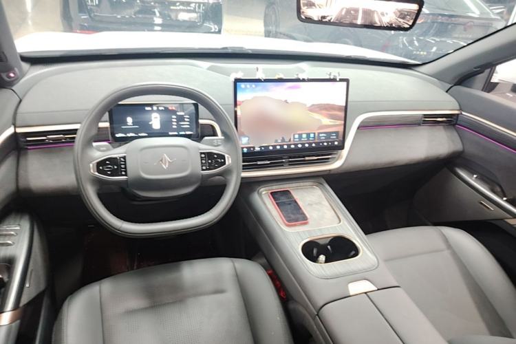 Used Dongfeng eπ eπ008 2024 210Max Range-Extended Version 6 Seats Center Console