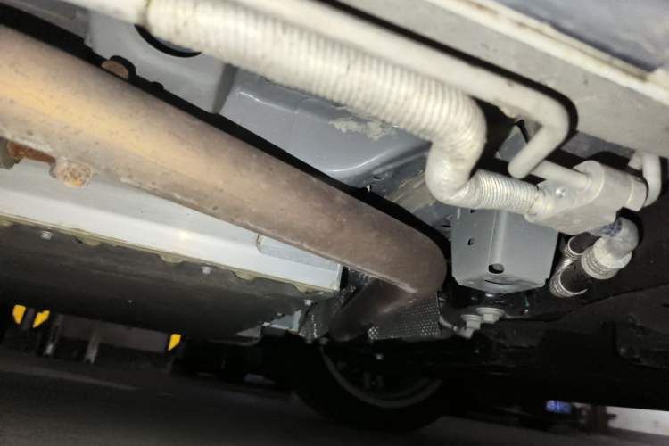 Used Dongfeng eπ eπ008 2024 210Max Range-Extended Version 6 Seats Chassis Front Right