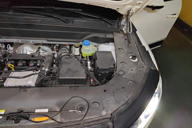 Used Dongfeng eπ eπ008 2024 210Max Range-Extended Version 6 Seats Engine Bay Left
