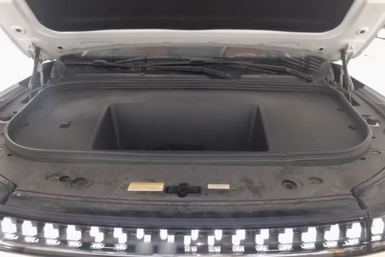 Used Dongfeng eπ eπ008 2024 636Max All-Electric Version 6 Seats Engine Bay