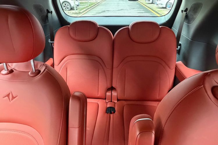 Used Dongfeng eπ eπ008 2024 636Max All-Electric Version 6 Seats Interior 2