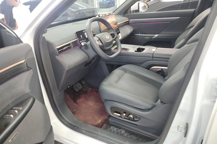 Used Dongfeng eπ eπ008 2024 210Max Range-Extended Version 6 Seats Left Front Seat