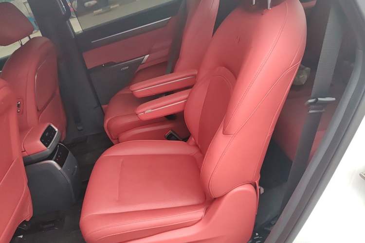 Used Dongfeng eπ eπ008 2024 636Max All-Electric Version 6 Seats Left Rear Seat