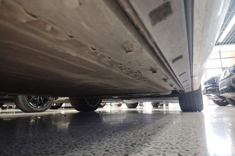 Used Dongfeng eπ eπ008 2024 210Max Range-Extended Version 6 Seats Left Side Sill