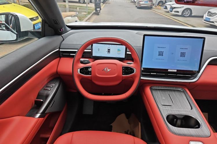 Used Dongfeng eπ eπ008 2024 636Max All-Electric Version 6 Seats Steering Wheel