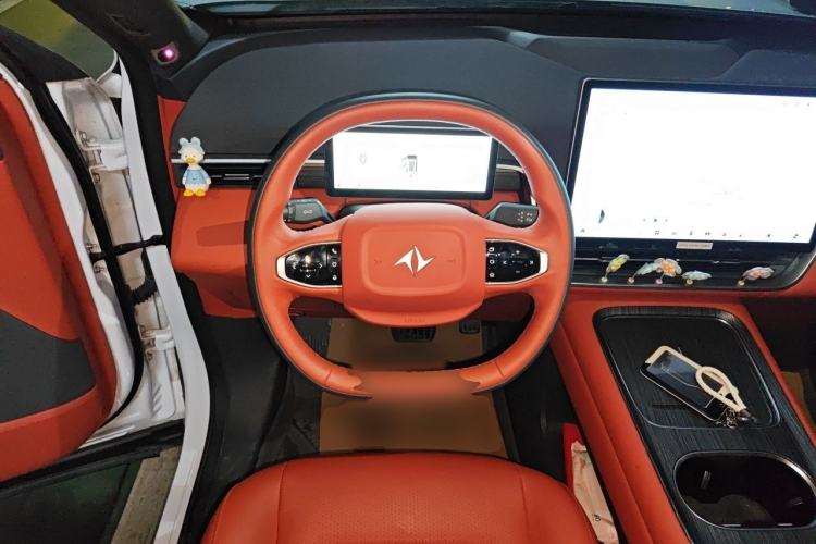 Used Dongfeng eπ eπ008 2024 210Max Range-Extended Version 6 Seats Steering Wheel