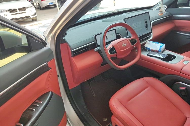 Used Dongfeng eπ eπ008 2024 210Max Range-Extended Version 6 Seats Driver Seat