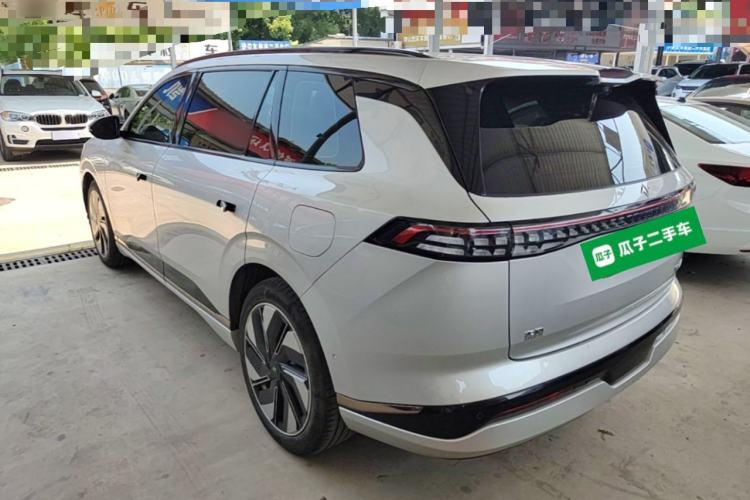 Used Dongfeng eπ eπ008 2024 210Max Range-Extended Version 6 Seats Exterior 2
