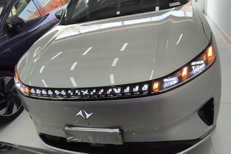 Used Dongfeng eπ eπ008 2024 210Max Range-Extended Version 6 Seats Front