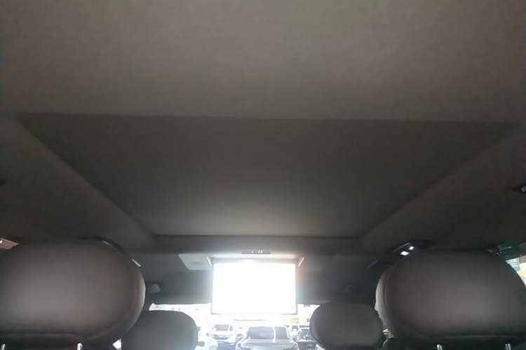 Used Dongfeng eπ eπ008 2024 210Max Range-Extended Version 6 Seats Headliner