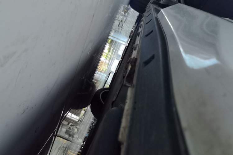 Used Dongfeng eπ eπ008 2024 210Max Range-Extended Version 6 Seats Left Side Sill