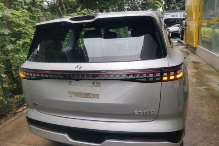 Used Dongfeng eπ eπ008 2024 636Max All-Electric Version 6 Seats Rear