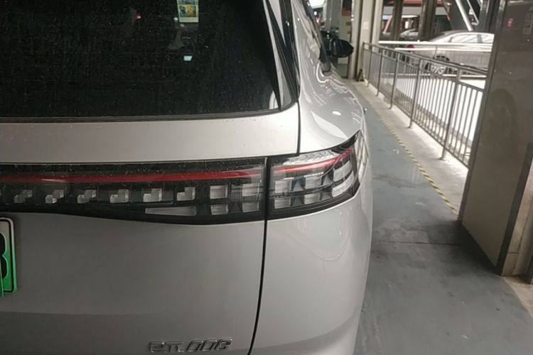 Used Dongfeng eπ eπ008 2024 210Max Range-Extended Version 6 Seats Right Rear Taillight