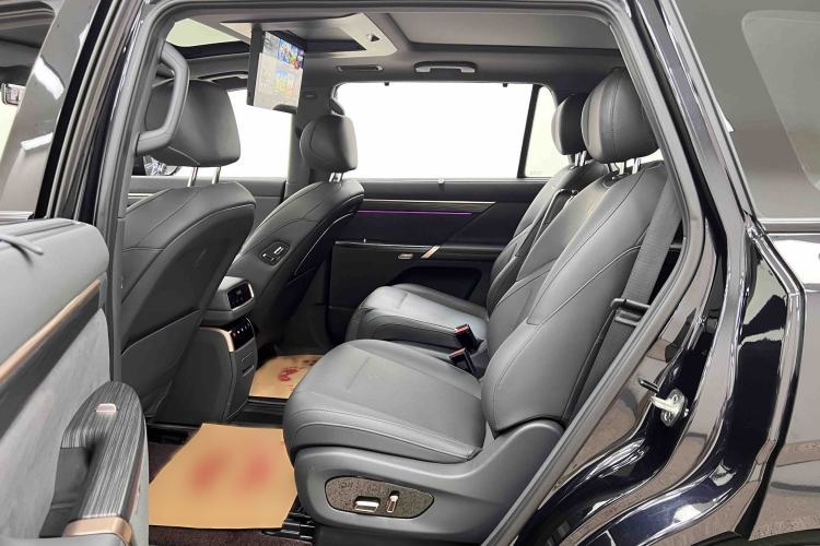 Used Dongfeng eπ eπ008 2025 210Ultra LikeYi Edition 6-Seater Interior 8