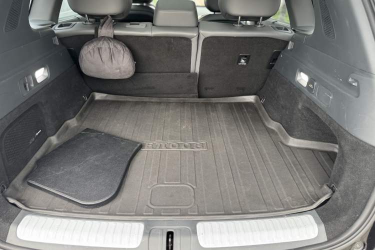 Used Dongfeng eπ eπ008 2025 636Ultra All-Electric Version 5 Seats Interior 8