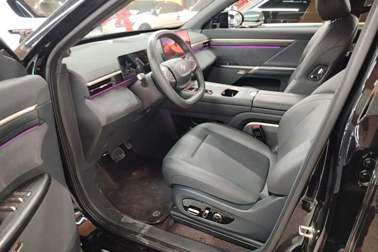 Used Dongfeng eπ eπ008 2025 210Ultra LikeYi Edition 6-Seater Left Front Seat