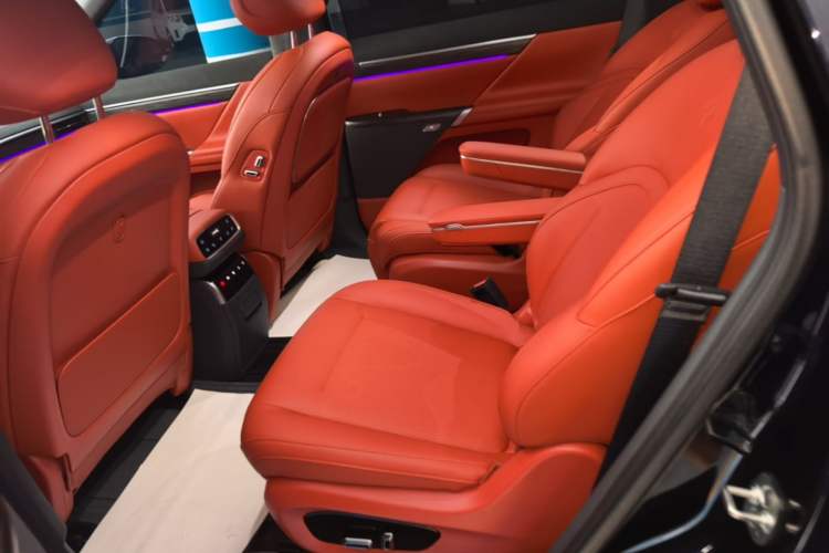Used Dongfeng eπ eπ008 2025 210Ultra LikeYi Edition 6-Seater Left Rear Seat