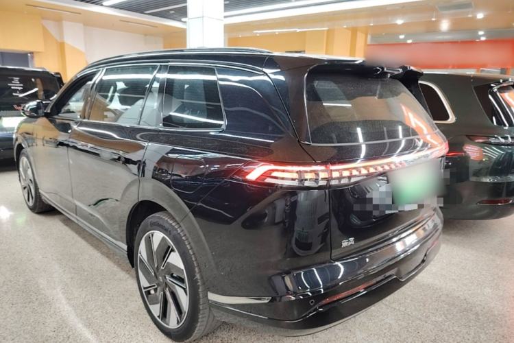 Used Dongfeng eπ eπ008 2025 210Ultra LikeYi Edition 6-Seater Rear Left 45 Deg