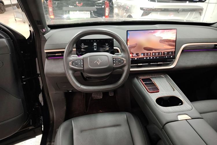Used Dongfeng eπ eπ008 2025 210Ultra LikeYi Edition 6-Seater Steering Wheel