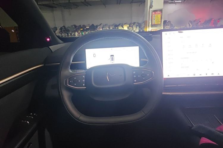 Used Dongfeng eπ eπ008 2025 210 Ultra LikeYi Edition 5-Seater Steering Wheel