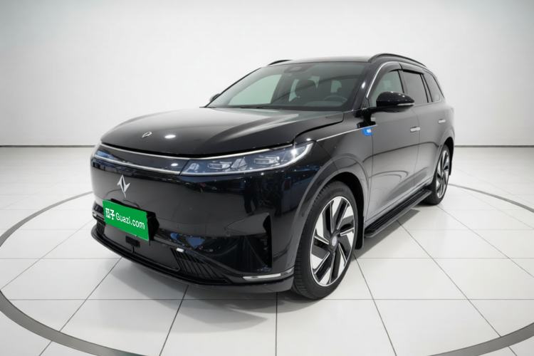 Dongfeng eπ eπ008 2025 210Ultra LikeYi Edition 6-Seater