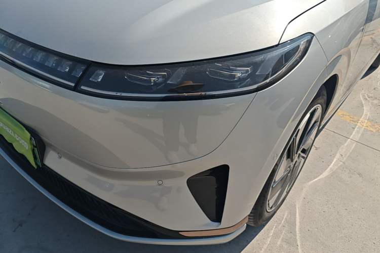 Used Dongfeng eπ eπ008 2025 210 Ultra Range-Extended Version 5 Seats Left Front Headlight