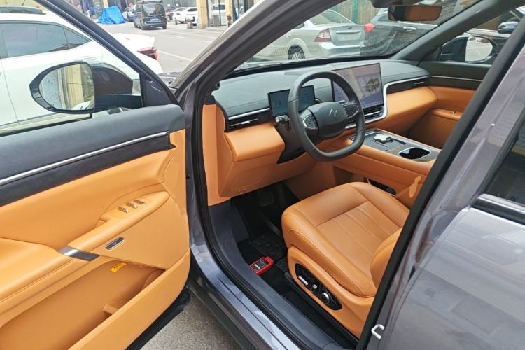 Used Dongfeng eπ eπ008 2025 636Ultra Smart Drive Version 6 Seats Driver Seat