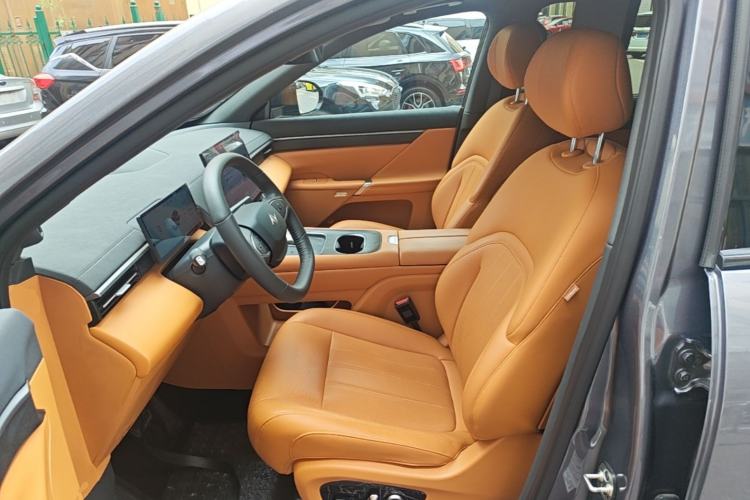 Used Dongfeng eπ eπ008 2025 636Ultra Smart Drive Version 6 Seats Left Front Seat