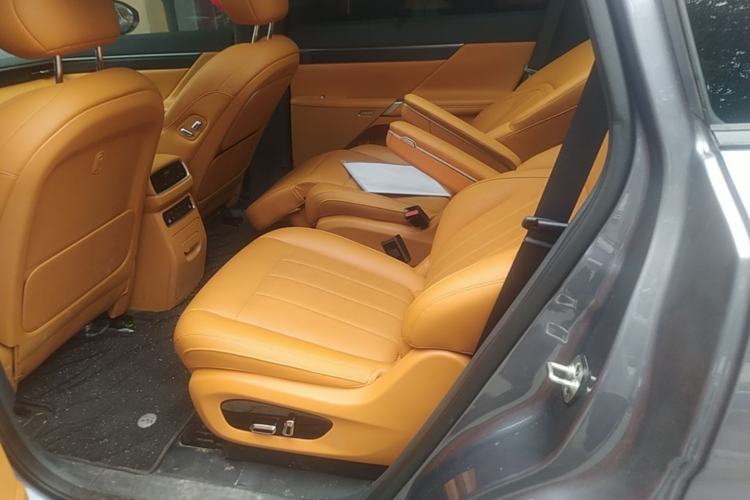Used Dongfeng eπ eπ008 2025 636Ultra All-Electric Version 6 Seats Left Rear Seat