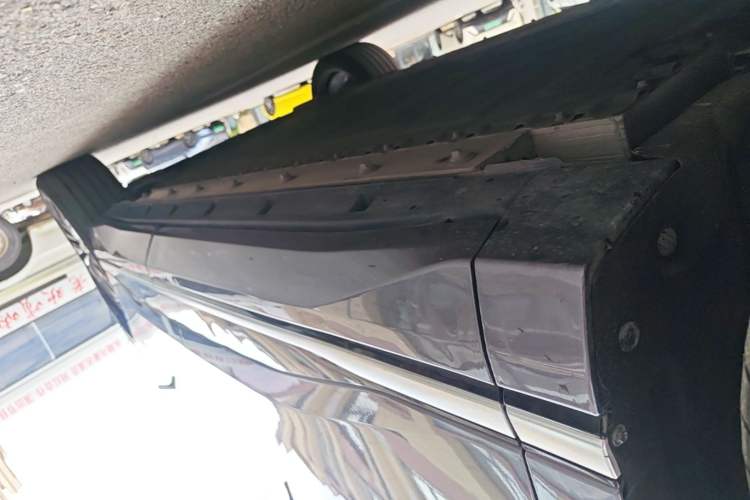 Used Dongfeng eπ eπ008 2025 636Ultra Smart Drive Version 6 Seats Left Side Sill