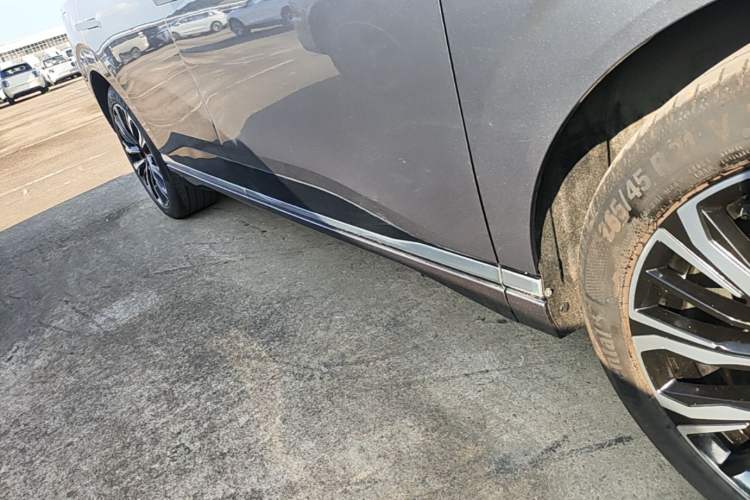 Used Dongfeng eπ eπ008 2025 636Max Rui Edition 6-Seater Right Side Sill