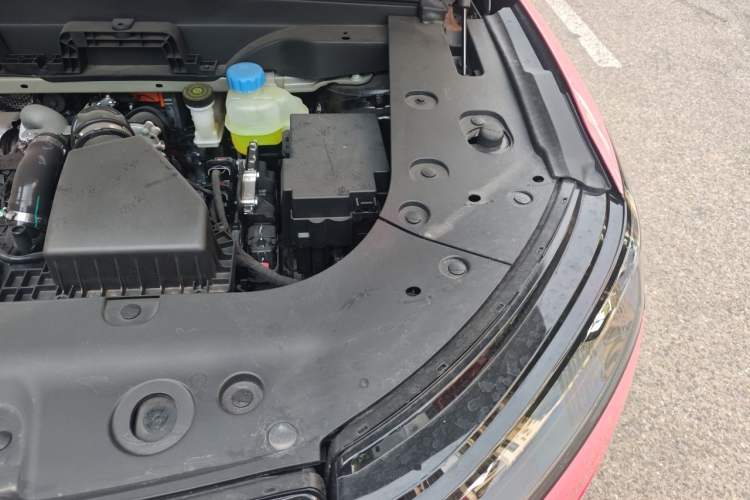 Used Dongfeng eπ eπ008 2025 210 Ultra LikeYi Edition 5-Seater Engine Bay Left