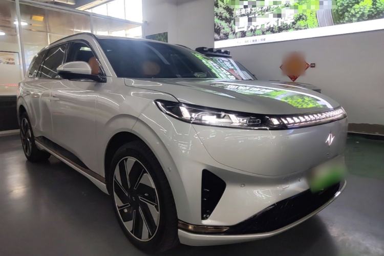 Used Dongfeng eπ eπ008 2025 636Ultra Smart Drive Version 5 Seats Front Right 45 Deg