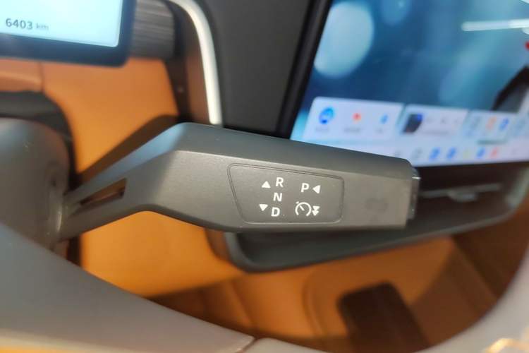 Used Dongfeng eπ eπ008 2025 636Ultra Smart Drive Version 5 Seats Gear Lever