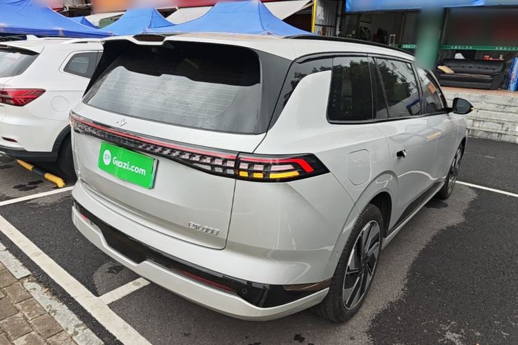 Used Dongfeng eπ eπ008 2025 210 Ultra Range-Extended Version 5 Seats Rear Right 45 Deg