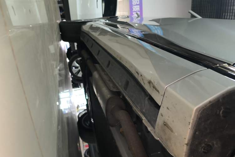 Used Dongfeng eπ eπ008 2025 210 Ultra Range-Extended Version 5 Seats Right Side Sill
