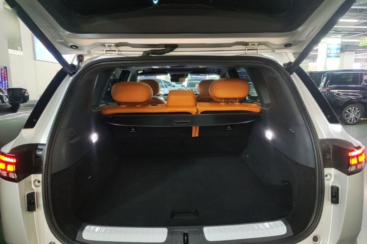 Used Dongfeng eπ eπ008 2025 636Ultra Smart Drive Version 5 Seats Trunk