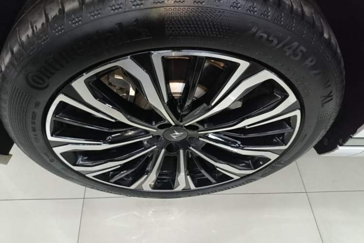 Used Dongfeng eπ eπ008 2025 210Max Rui Edition 6-Seater Exterior 4