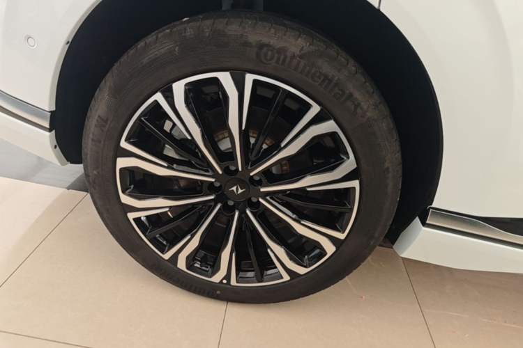 Used Dongfeng eπ eπ008 2025 210 Ultra Smart Drive Version 6 Seats Exterior 5