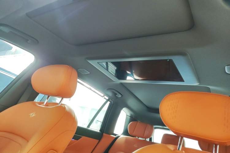 Used Dongfeng eπ eπ008 2025 636Ultra All-Electric Version 5 Seats Headliner