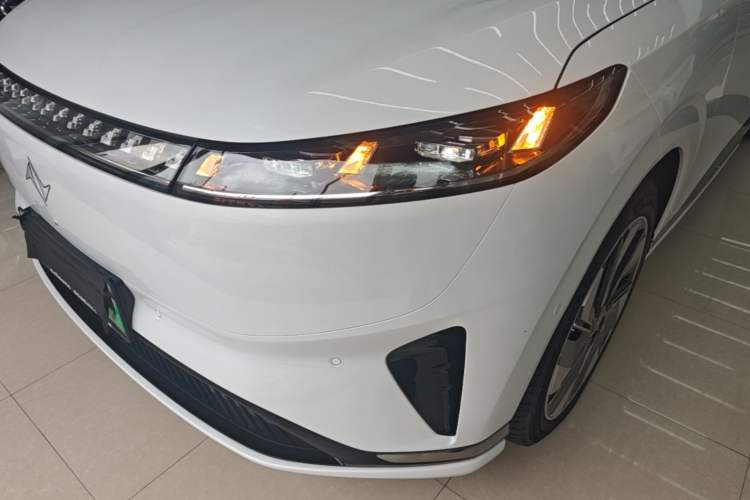 Used Dongfeng eπ eπ008 2025 210 Ultra Range-Extended Version 5 Seats Left Front Headlight